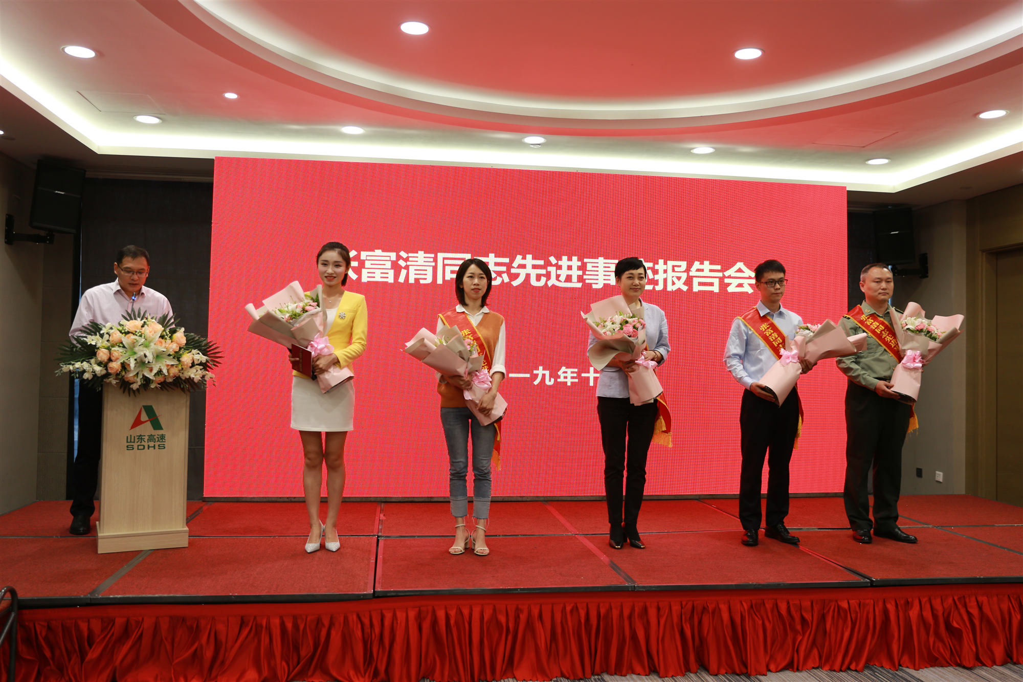 ÖÚöÎÓéÀÖ¡¤öÎÆðµã,ܰ·þÎñ,ÐÄÑ¡Ôñ